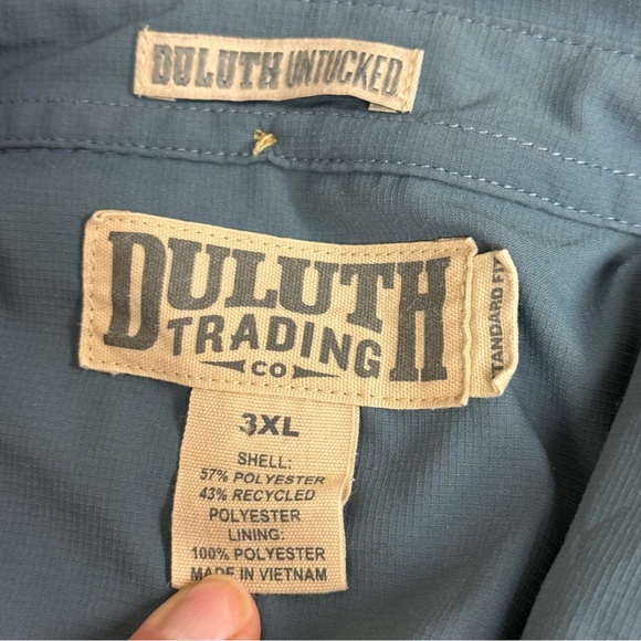 Duluth Trading Co. Men's Blue Performance Fishing Button-Up Shirt. Size #XL - Picture 8 of 8